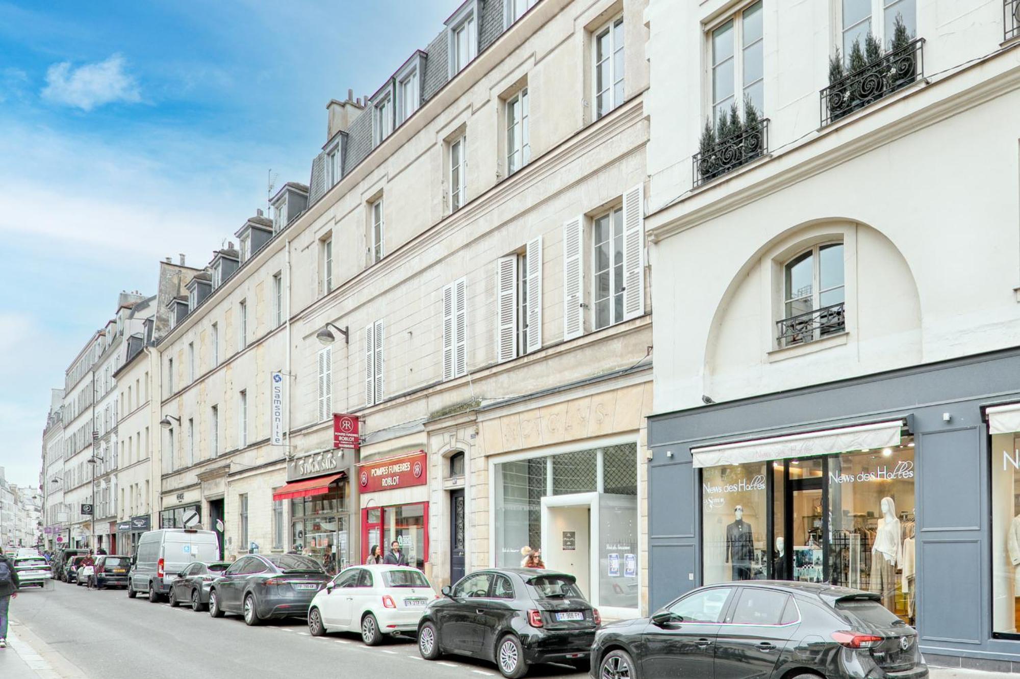 St Dom Gauche - Paris 7 - Best Place Exterior foto